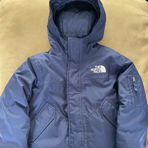 North Face jacket w hood